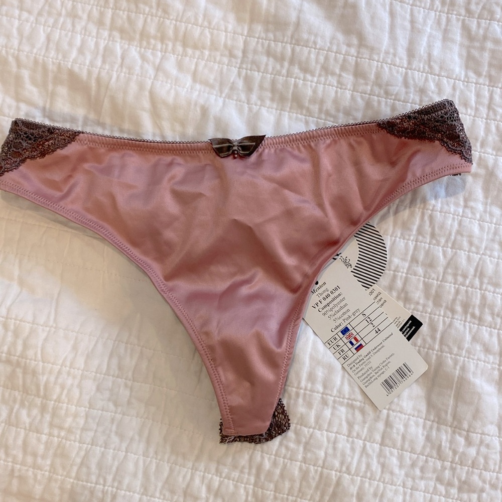 Dusty pink lace panties, size S